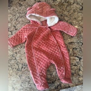 Nordstrom Baby Hooded Bunting Size 6M Pink Dessert Dottie Soft Velour Bear Ears